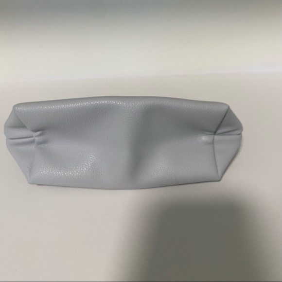 Makeup Bag Set - Picture 2 of 16